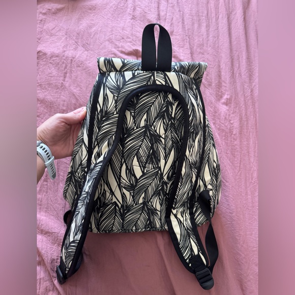 Kavu Backpack - Picture 5 of 8